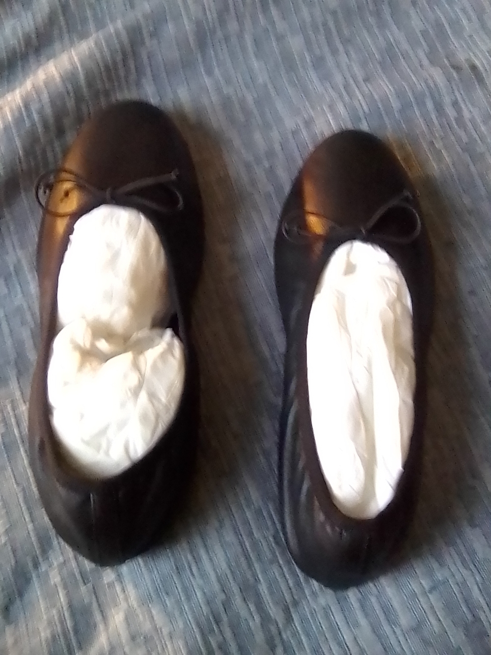 Black Ballet Flats with Bow NWT - Picture 2 of 8